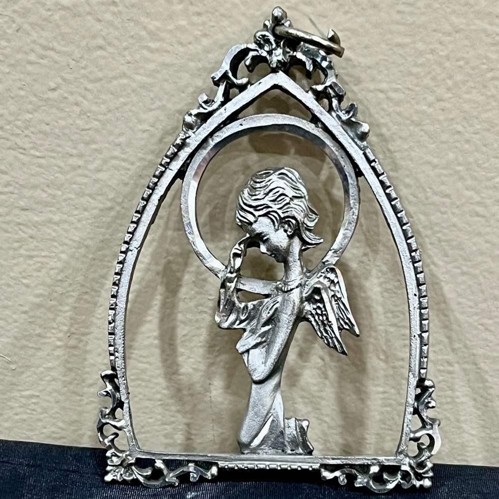 🕊️ Praying Angel Pewter Wall Hanging – Vintage Style Arch Frame 🕊️